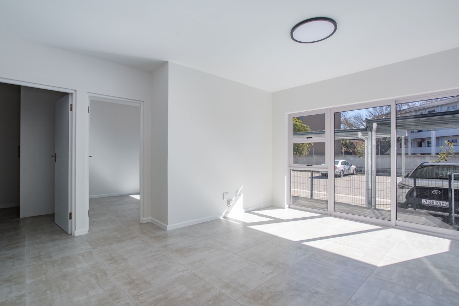 To Let 2 Bedroom Property for Rent in Honeydew Country Estate Western Cape